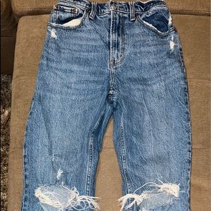 Abercrombie & Fitch 90's Straight Ultra High Rise Jean